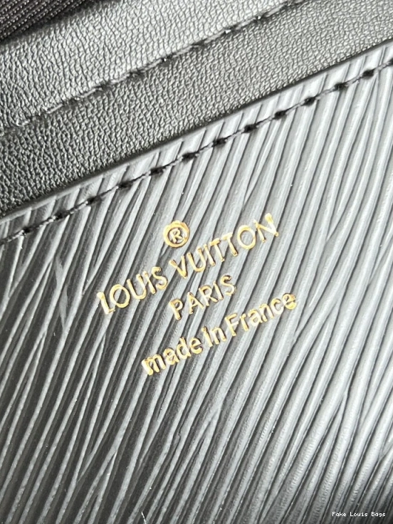 Fake Louis Bags MM VUITTON TWIST LOUIS 0822